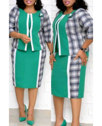 Lovely Casual Patchwork Green Plus Size Two-piece Skirt Set