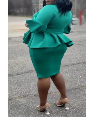 Lovely Casual V Neck Flounce Design Green Knee Length Plus Size Dress
